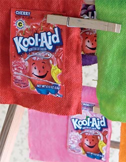 dyeing with kool-aid