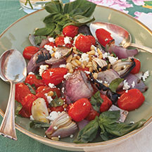 grilled onion, tomato & goat cheese salad