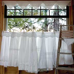 Linen Curtains: Napkin valances and apron café curtains